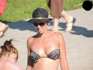 Candid beach and bikini babes