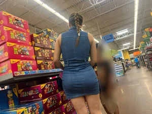 Big booty Latina in short blue dress (oc)