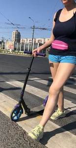 Chubby Girl in Mini Shorts with a Scooter Booty and Legs Closeups