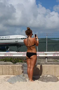 Sexy candid beach and bikini girls