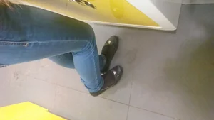 Hot Skinny Legs in Tight Jeans and Flats