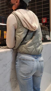 Tight jeans in the food court