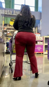 Fake thick Latina