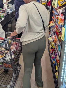 Wholesome black girl in leggings + vpl