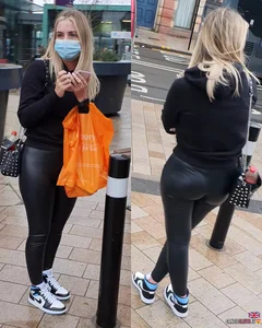 Blonde teen’s juicy booty in wet look leggings!