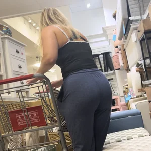 Two Cute Blondies In Sweatpants