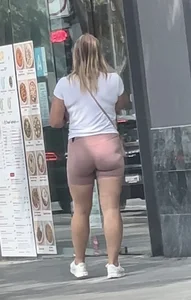Quick Cap at a Red Light