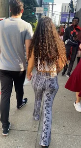 Flare pattern leggings