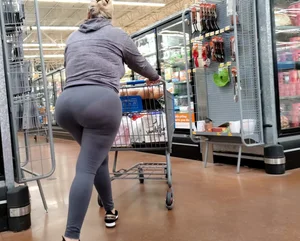 Fake Booty Mature Latina In SeeThru Leggings W/VPL