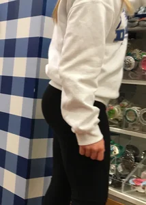 Thick blonde shopping in leggings with a nice booty