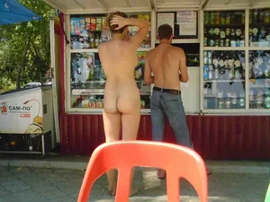 Publicly nude girls
