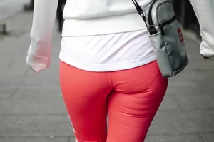 Tight pink leggings