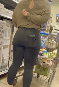 Major Ass In Jeans