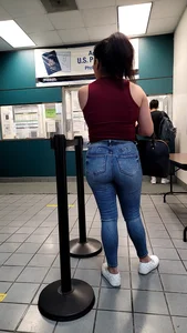 Hot latin Milf in tight jeans