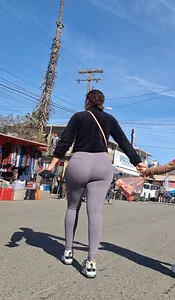 Perrazo culazo morena mexicana VPL