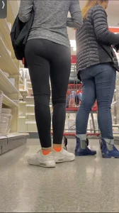 Sexy Lil Petite Tight Latina Teen In Leggings