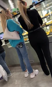 MILF Big ass in tight pants on the escalator (OC) w/GIFS