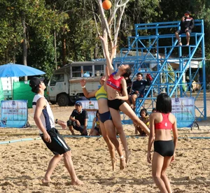 Thai candid volleyball girls