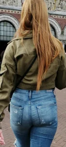 Blonde girl with a good booty in jeans