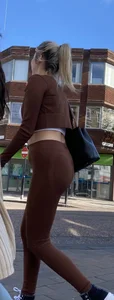 Blonde hottie in brown spandex