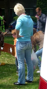 More candid street milfs wearing tight jeans