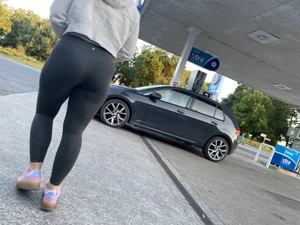 Thick Blondie