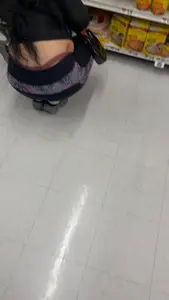 Thick mixed girl in leggings whaletail tease