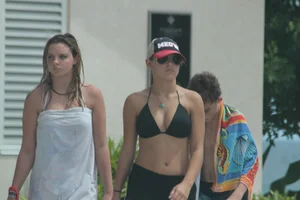 Deerfield Beach girls in bikinis