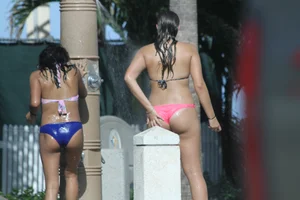 Deerfield Beach, Florida sexy girls and teens in bikinis