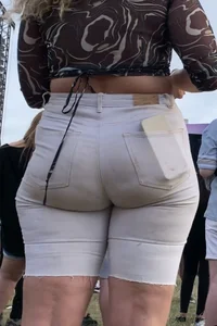 Pawg with bubble as in white jean shorts part 2
