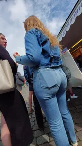 The Blonde Tight Pants Immersion