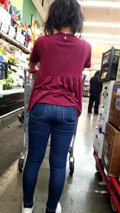 Latina tight jeans shopping