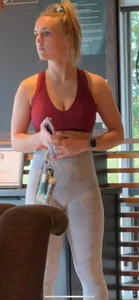 Tight bubble butt fitness babe busts me