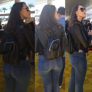 Awesome Tight Butt in Tight Blue Jeans Creepshot