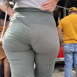 Mature Fit Thick Round Pear Phat Ass Bubble Booty VPL