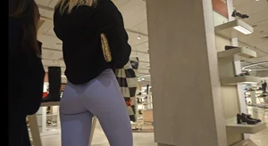 Sexy blonde in leggings