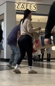 Latina MILF with an INSANE fat ass (OC)