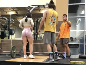 HOT TEEN PINK LEGGINGS BENDS OVER FOR ME NEXT TO HER BF & HIS BESTFRIEND CHECKS HER OUT