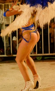 Sexy lady with a nice ass dressed up while dancing