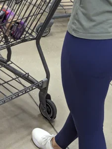 Honey in blue leggings