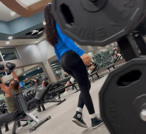 (GIFS) Petite Slim Thick Lebanese Bubble in Gym Sharks