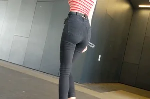 Pretty redhead teen in tight black jeans with an amazing ass walking down the street creepshots