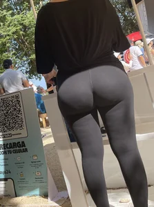 The Best Ass EVER ! 10/10 (OC) NUTBUSTER