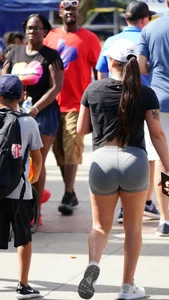 Big booty babe in grey spandex shorts with vtl