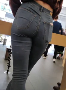 Apple store beauty
