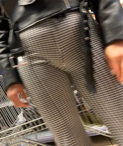 Candid butt in tight pants at the store creepshots gallery