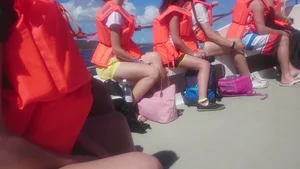 Milf in yellow shorts with vpl and a wedgie