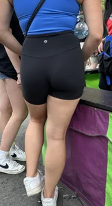Nice And Tight College Bubble At them Park LULU Spandex Shorts(Close up Shots)