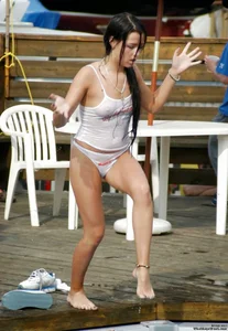 Bikini girls