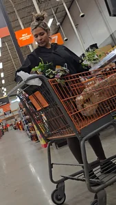 Milf (Gilf?) In skintight pants at Home Depot